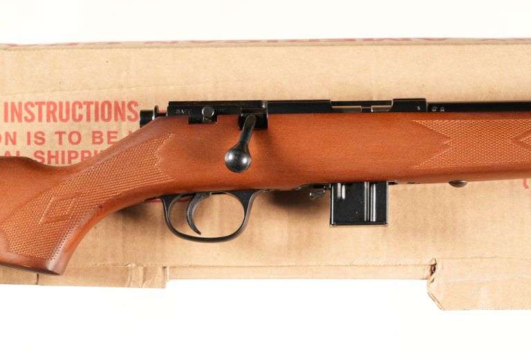 MARLIN 917V Bolt Rifle .17 hmr
