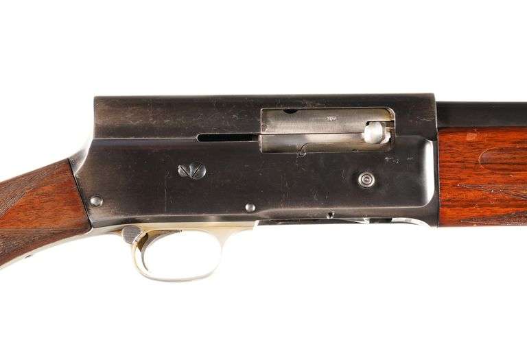 FN Browning AUTO-5 Semi Shotgun 12ga