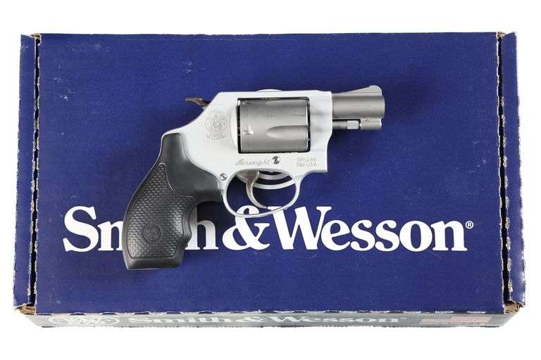 Smith & Wesson 637-2 Airweight Revolver .38 spl+p