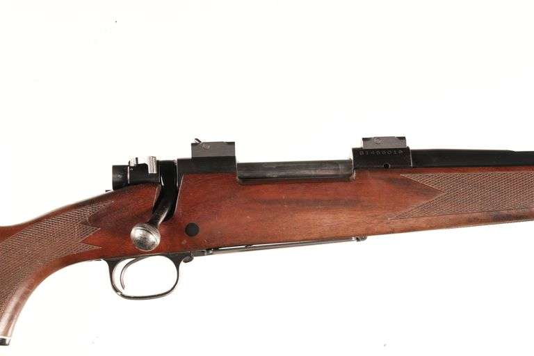 Winchester 70 XTR Bolt-Action Rifle .270 win