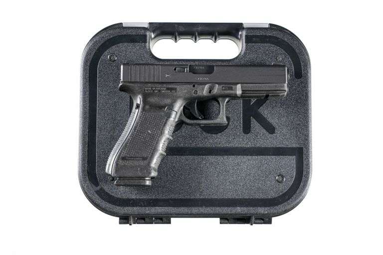 Glock 22 Gen 4 Pistol .40 S&W