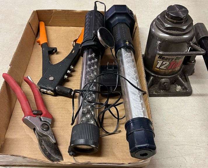 Jack, Lights, Tools