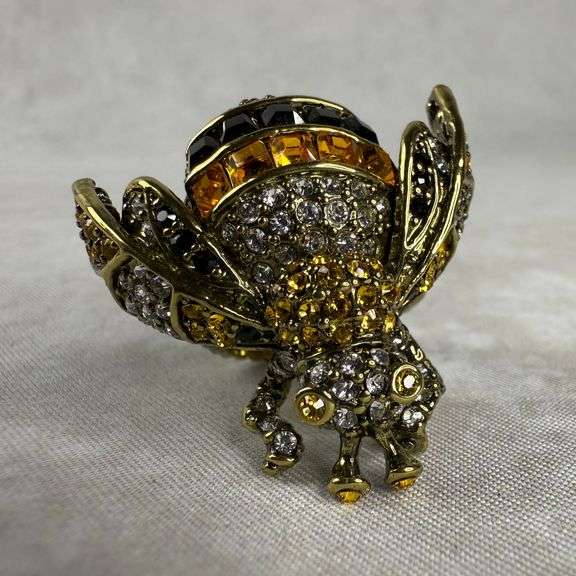 Heidi Daus Bumblebee Bee Ring