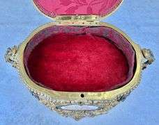 RARE Antique Gilt Bronze French Hand Painted Porcelain Cherub Jewelry Casket Music Box