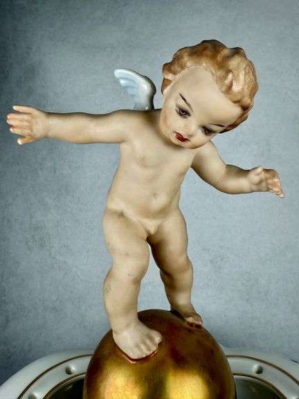 Vintage Hutschenreuther Kunstabteilung Selb Germany K. Tutter Porcelain Boy Cherub Gold Ball Bowl