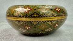 Namikawa Yasuyuki Kyoto Japanese Cloisonne Enamel Circular Kogo Incense Box & Cover