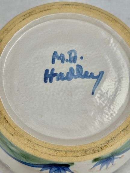M.A. Hadley Pottery Covered Serving Vegetable Bowl with Lid