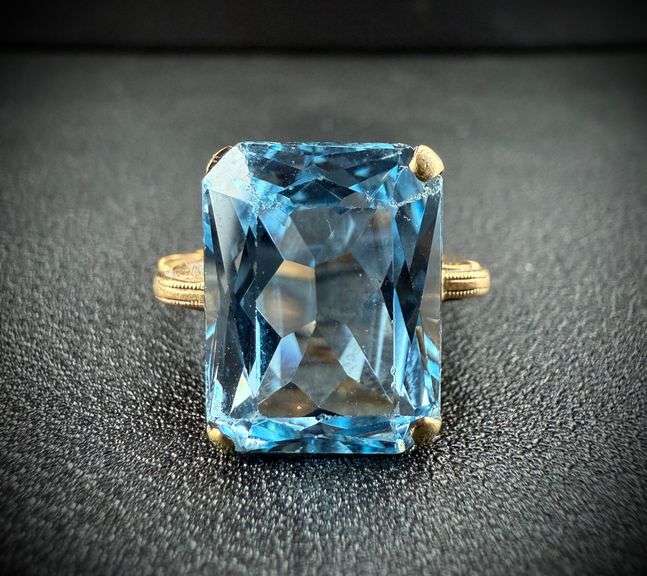 Yellow Gold Filigree & Large Blue Stone Ring