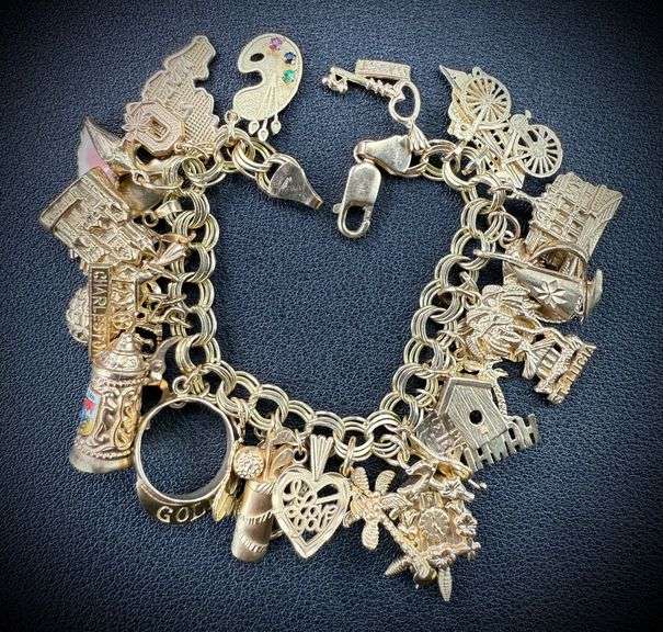 14K Yellow Gold Charm Bracelet w/ 29 Gold Charms