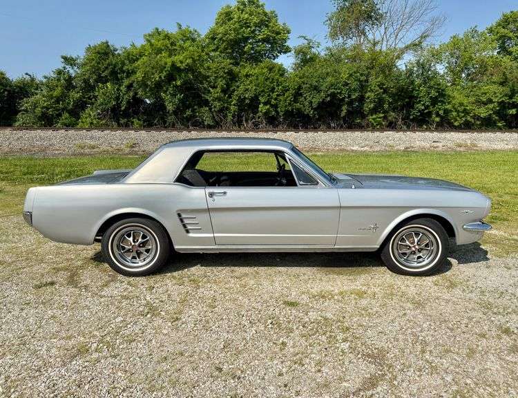 1966 Ford Mustang Coupe