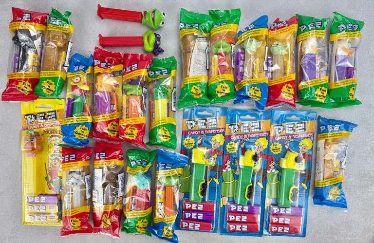 Lot (23) Vintage PEZ Dispensers