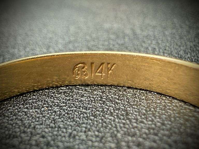 14K Yellow Gold Men's Ring