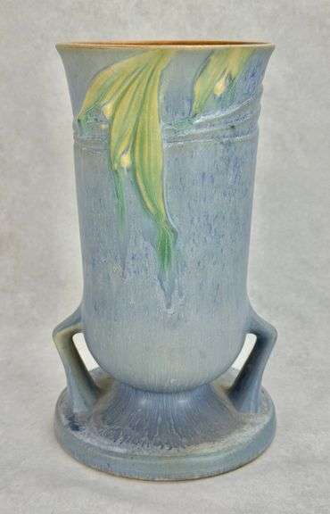 Roseville Blue Velmoss II Double Handled Vase