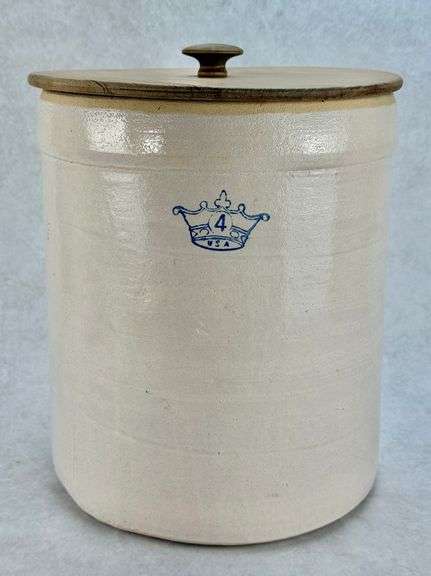 4 Gallon USA Crock with Wood Lid