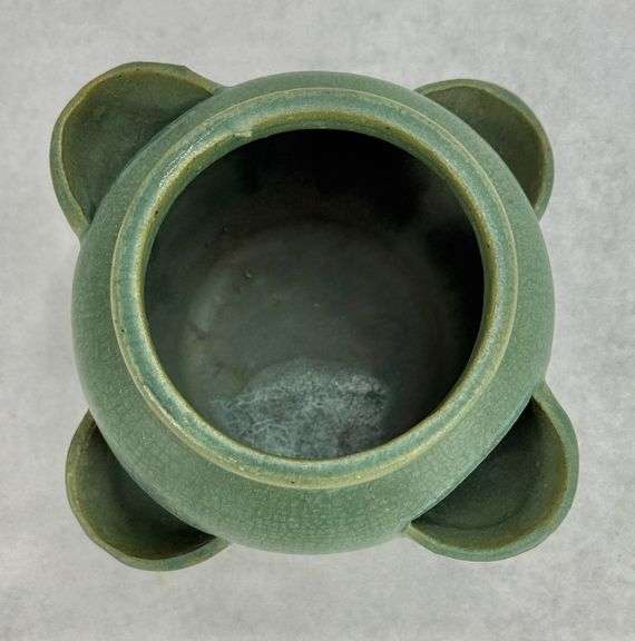 Green Pottery Strawberry/Hens & Chickens Pot