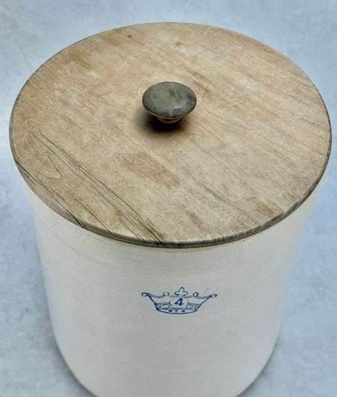 4 Gallon USA Crock with Wood Lid