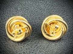 Yellow Gold & Pearl Earrings