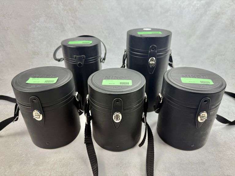 (5) Nikon & Olympus Carrying Cases CL-74 CL-43A