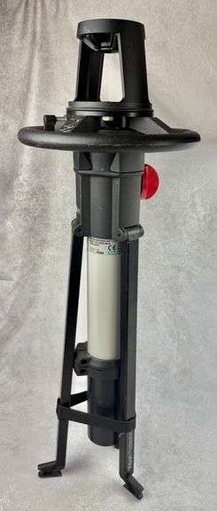 Vinten Broadcast Vision Pedestal 3320-02385