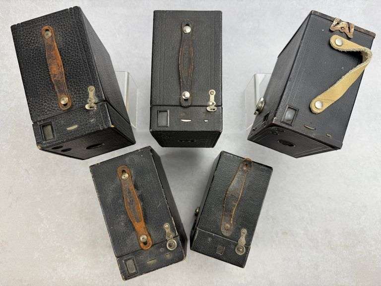 (5) Vintage Box Cameras Film Kodak Brownie 2A