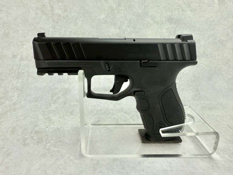 Stoeger STR-9C 9mm Semi Auto Pistol w/ Case