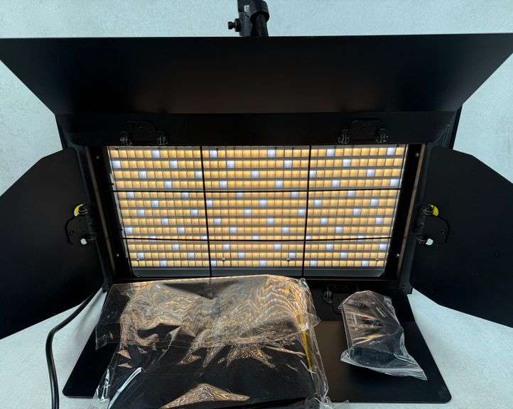 Lowel Prime LED 400 Tungsten PRM-400TU Daylight Light