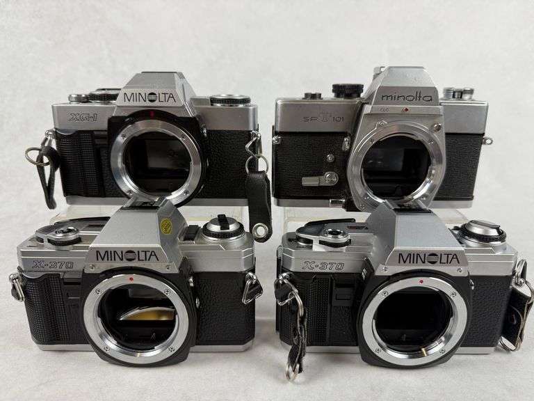(4) Minolta Camera Bodies