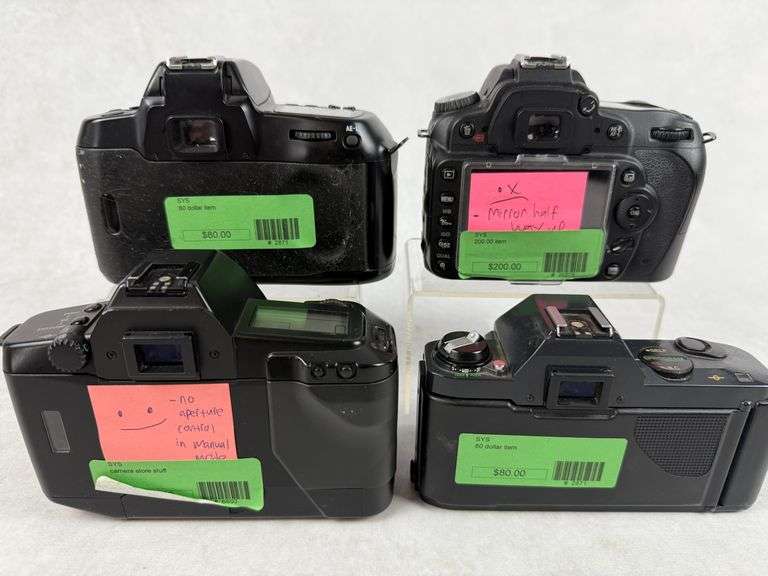 (4) Canon & Nikon Camera Bodies