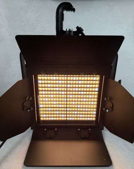 Lowel Prime LED 200 Tungsten PRM-200TU Daylight Light