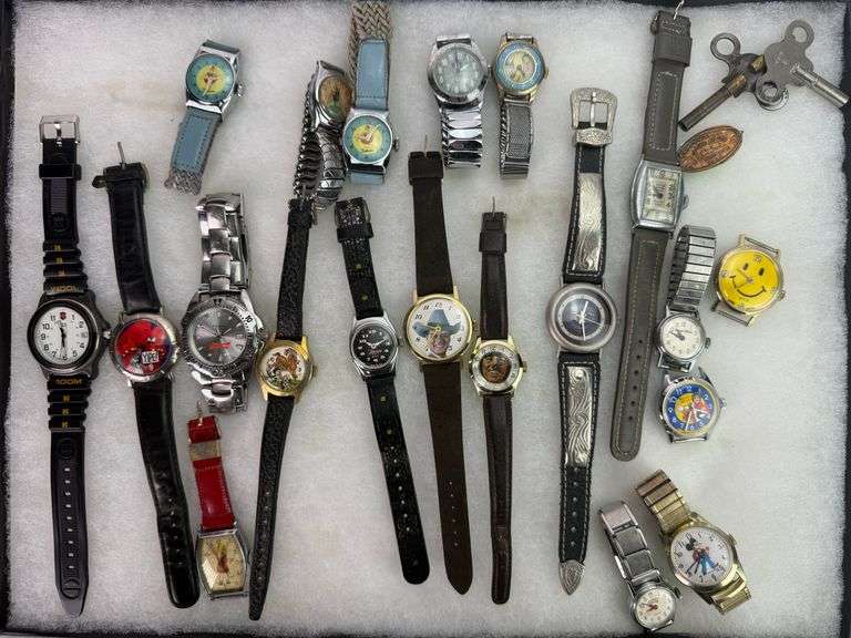 (20) Vintage Watches Disney, Swiss Army, Budweiser