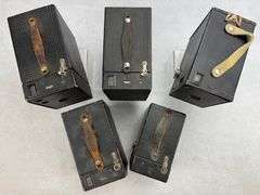 (5) Vintage Box Cameras Film Kodak Brownie 2A