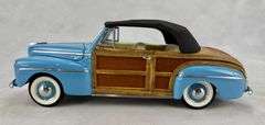 Signature Series 1946 Ford Sportsman Diecast 1:18 20048