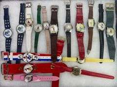 (17) Vintage Watches Disney, Mickey Mouse, Snow White
