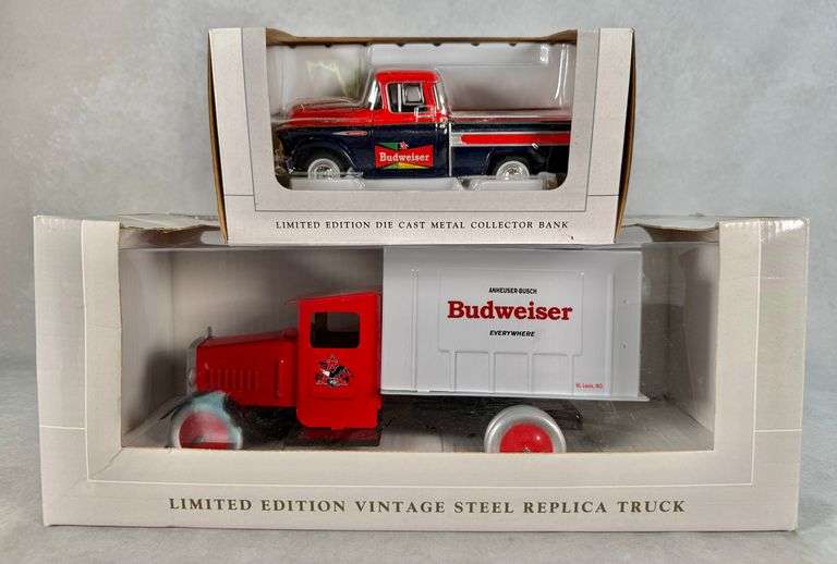 Spec Cast Budweiser Limited Edition Diecast Bank & Replica Truck