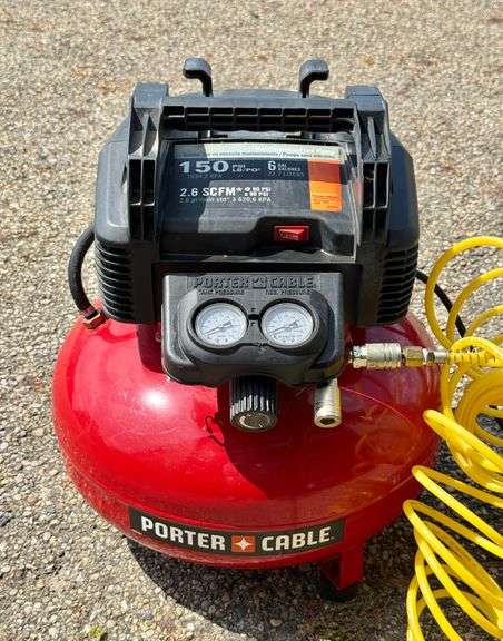 Porter Cable 150 PSI 6 Gallon C2002 Air Compressor