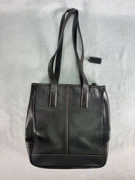 Vintage Authentic Coach Hampton Black Leather Tote Bag J2S-7776