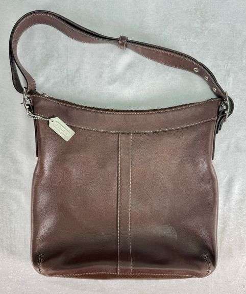 Vintage Authentic Coach Brown Leather Shoulder Bag Duffle F2S-9188
