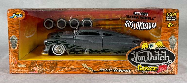 Jada Toys Von Dutch Garage 1:24 Diecast Kustomizing Mercury Coupe with Extra Wheels