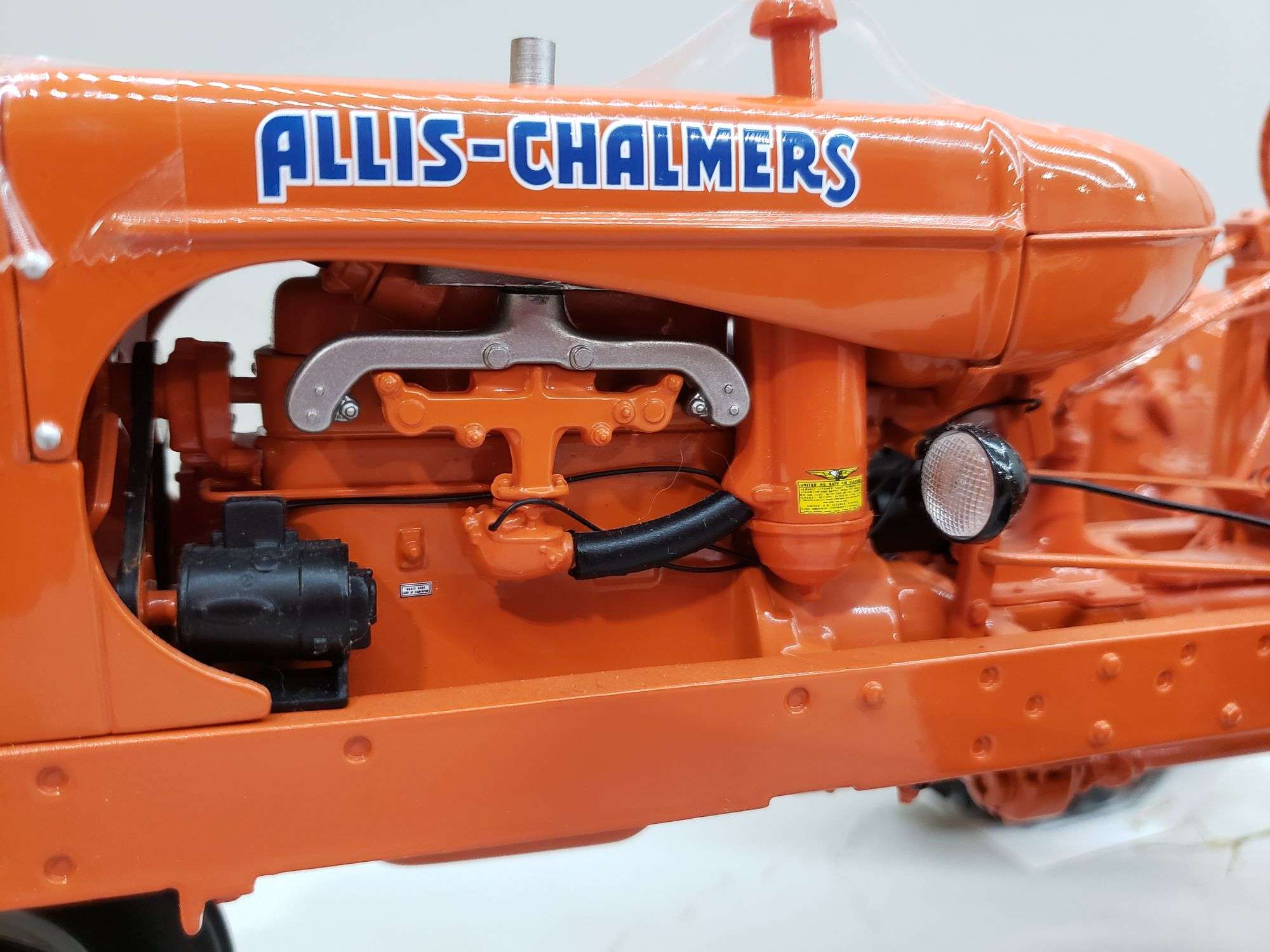 Franklin Mint Allis-Chalmers 1/12 WC Tractor Model includes owners