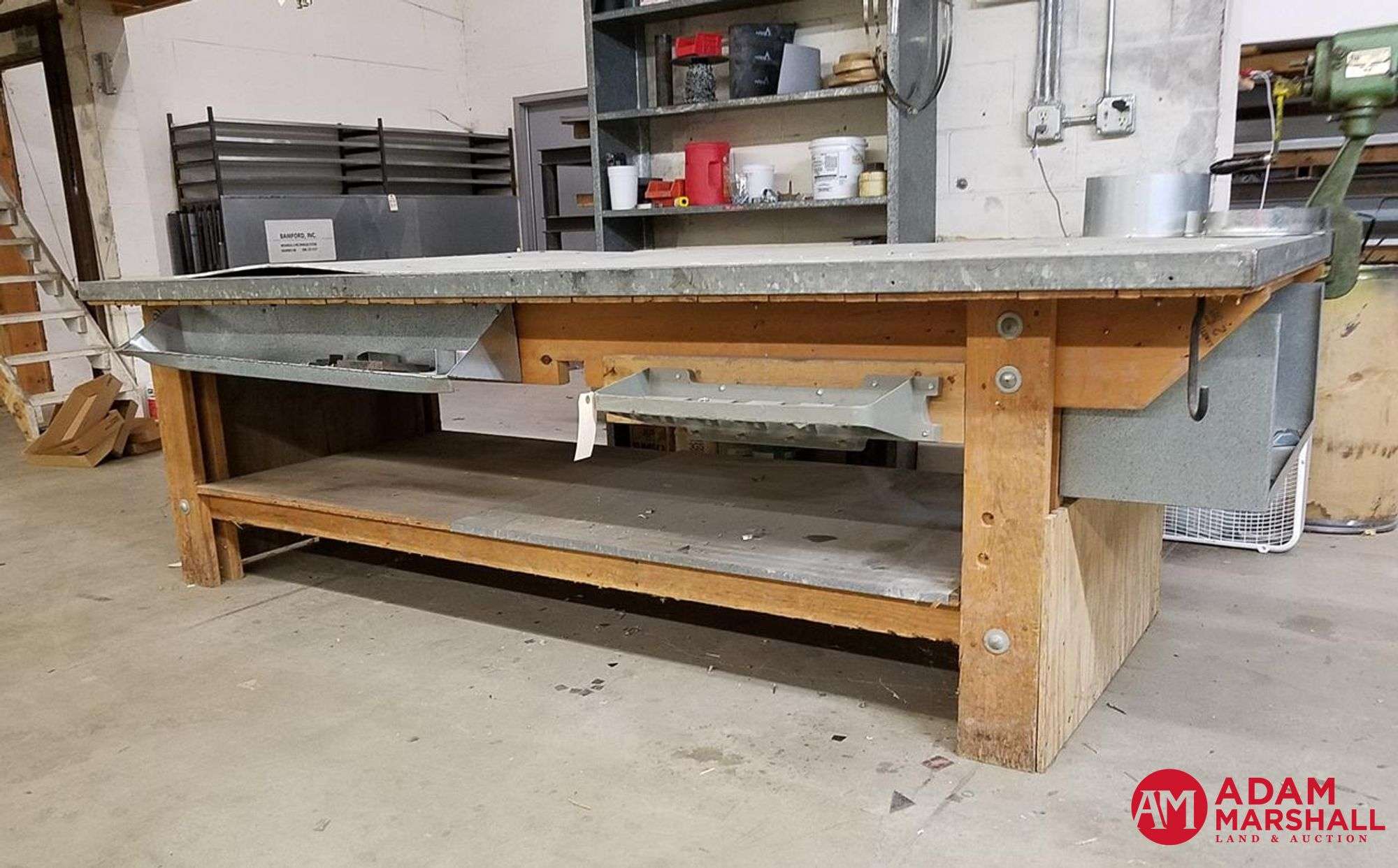 Work Bench - 4'W X 9'4