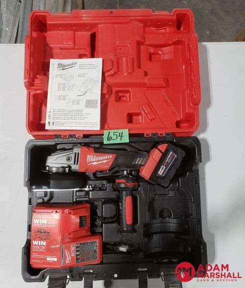 thumbnail image 2 of I-tools - Milwaukee 2880-20 M18 FUEL 4-1/2\" / 5\" Grinder Paddle Switch... 2 of 10