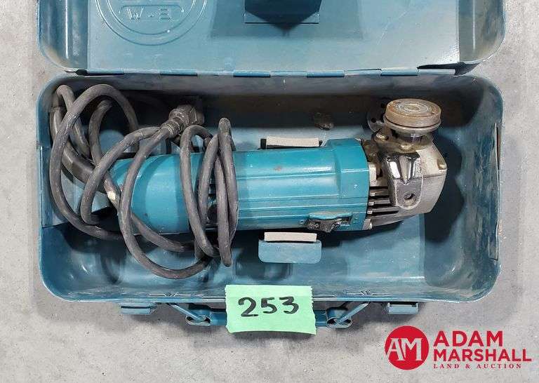 Makita 9501B Corded 100MM Disc Grinder W/Case Adam Marshall Land
