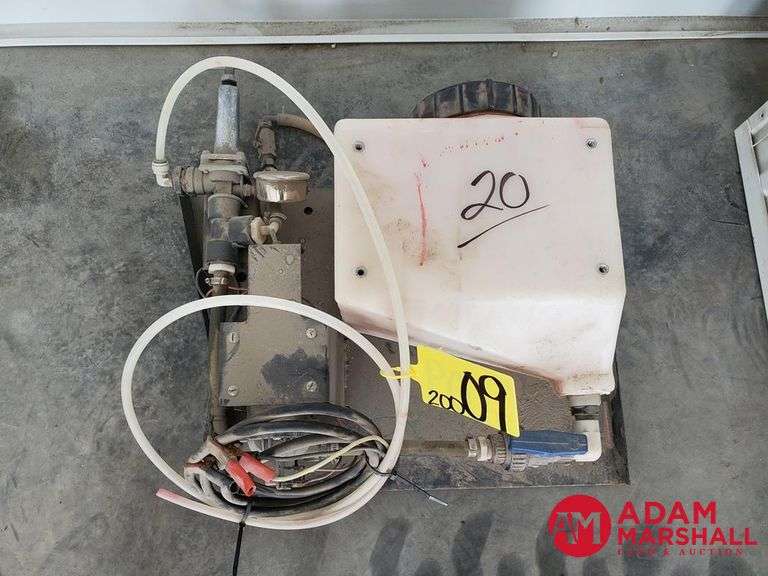 Liquid Insecticide Injection Pump - 3 Gallon