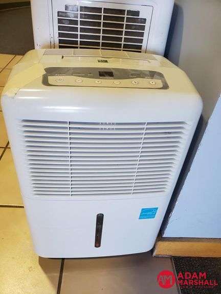 (4) Dehumidifier - Westpointe, Frigidaire, Comfort Aire, Whirlpool, (1 ...