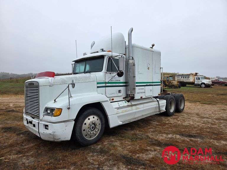 1989 Freightliner FLD120 Semi Truck - Diesel
