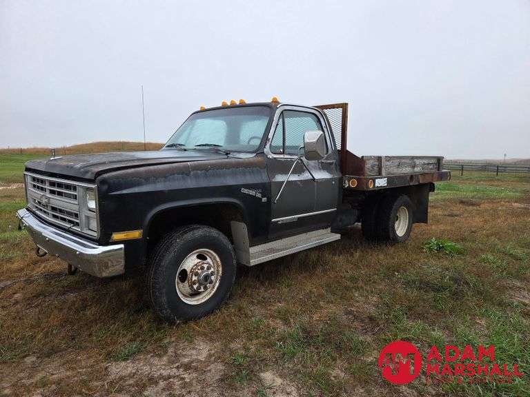 1988 Chevy 3500 Dually Pickup w/ Dump Bed