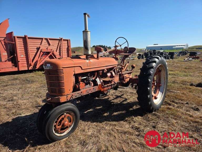 1949 Farmall H Tractor