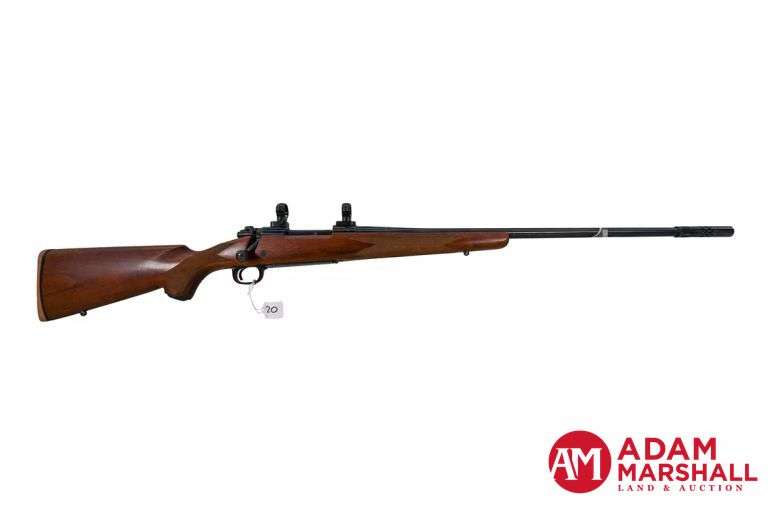 Winchester Model 70 Classic Sporter Bolt Action Rifle - 7 MM Rem Mag - SN:  G74694