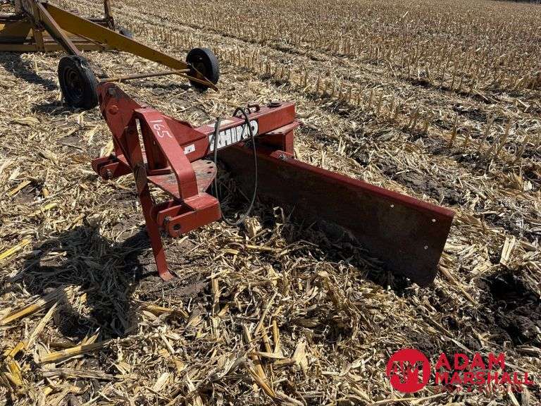 Rhino  800  Hydraulic Blade - 8FT