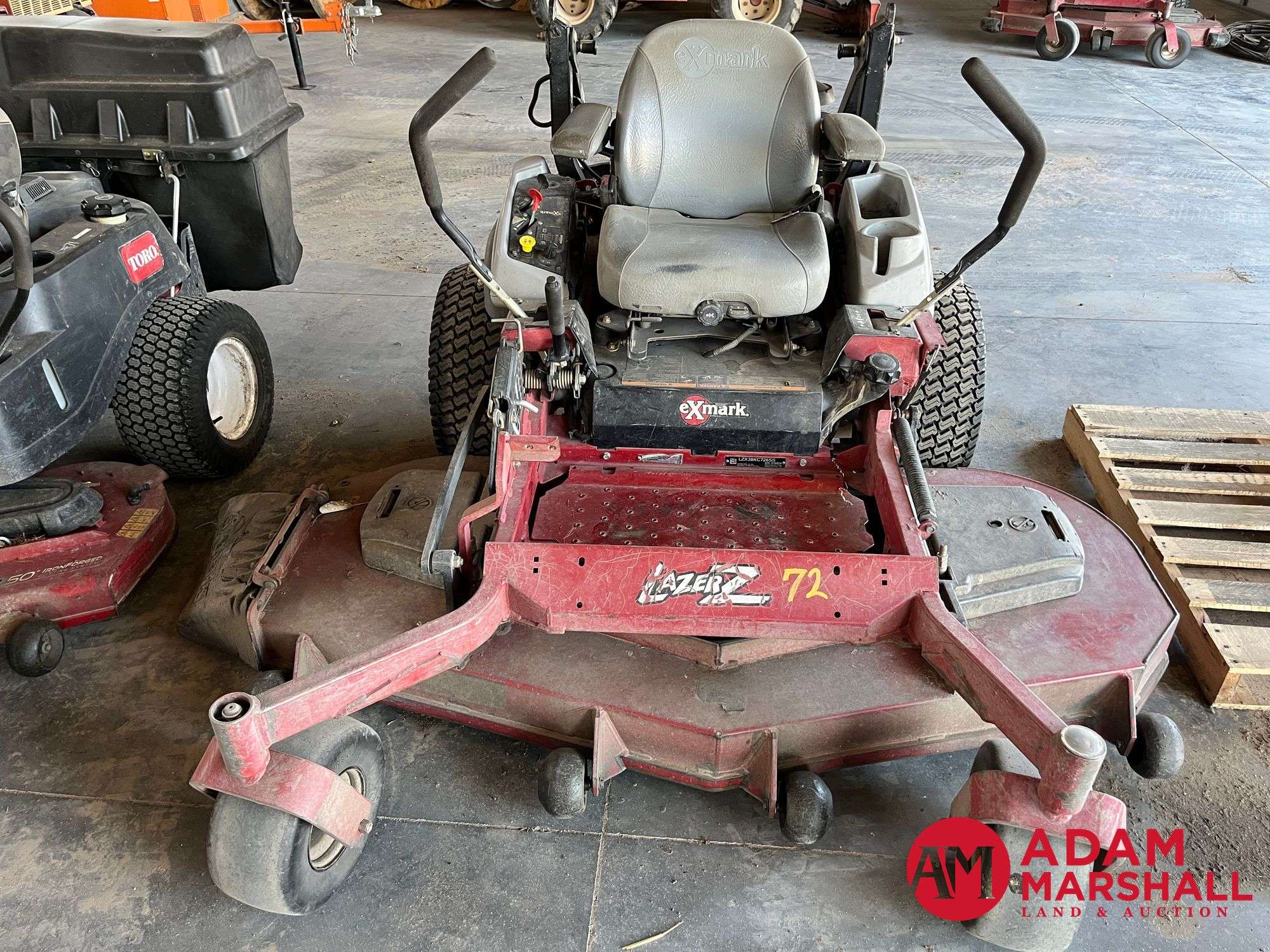 fair liar 3点セット★ Toro 60V MAX* 42 in. (107 cm) TimeCutter® Zero Turn Mower